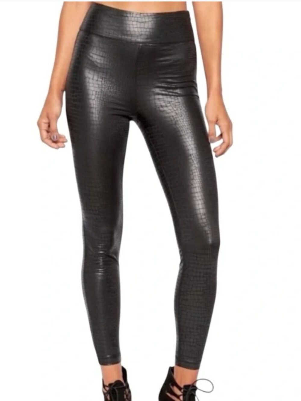 7 For All Mankind Faux Crocodile Embossed Black Leggings Size Large EUC